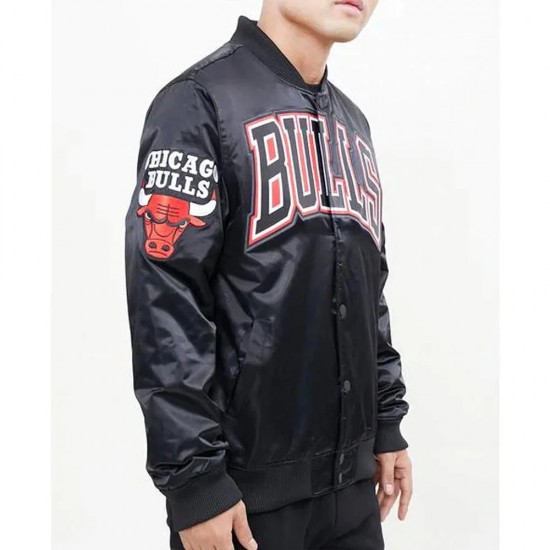 Chicago Bulls Red Big Logo Satin Jacket